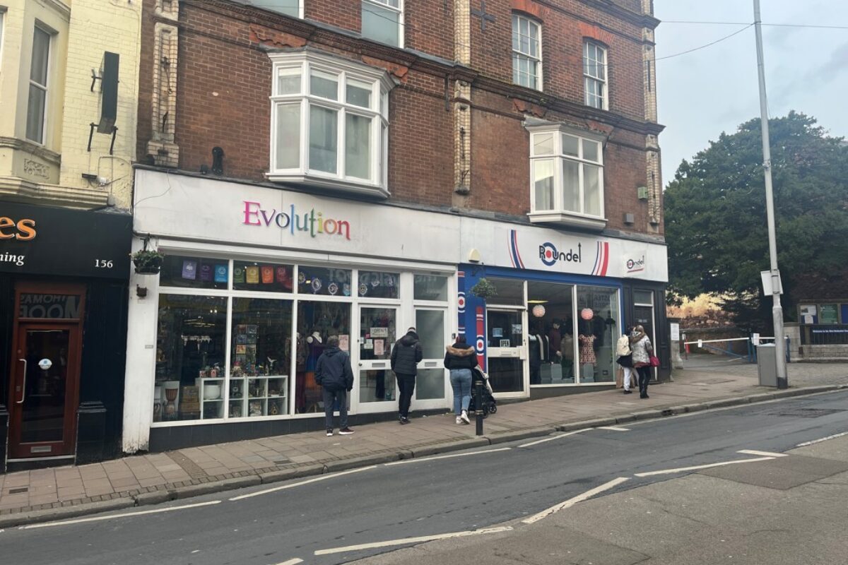 157 Fore St, Exeter à louer Photo de l’immeuble– Image 1 sur 2