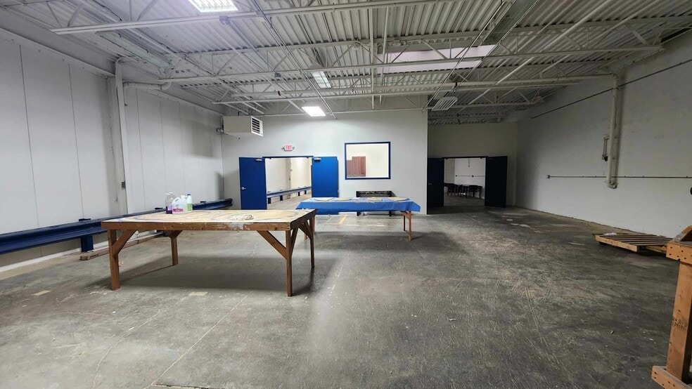 286 W Greenwich Rd, Seville, OH à louer - Photo intérieure – Image 3 sur 7