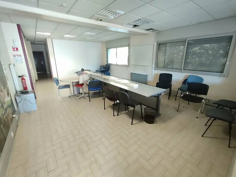 10 Rue Isaac Asimov, Bourgoin-Jallieu à vendre - Photo de l’immeuble – Image 3 sur 3