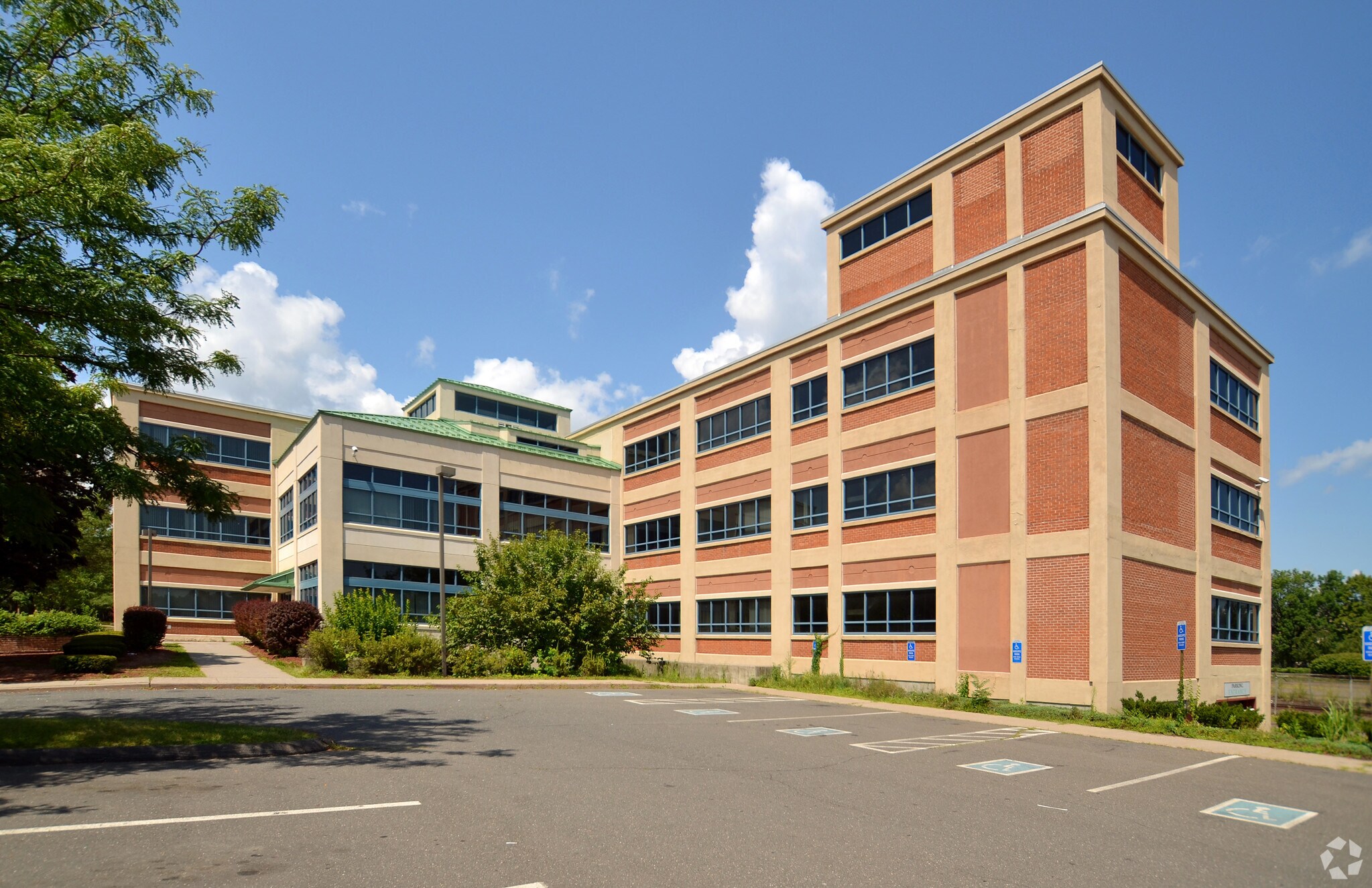 20-28 Sargeant St, Hartford, CT à vendre Photo principale– Image 1 sur 12