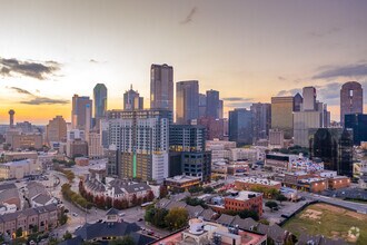 300 Pearl St, Dallas, TX - VUE AÉRIENNE  vue de carte - Image1