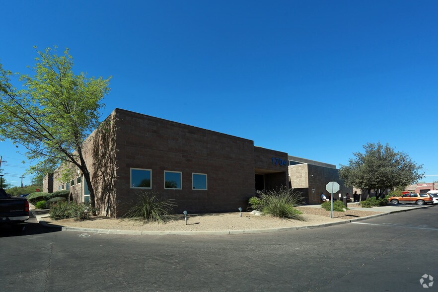 1704 W Anklam Rd, Tucson, AZ à vendre - Photo principale – Image 2 sur 9