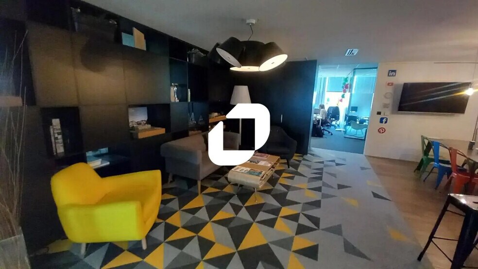 Bureau dans Lille à louer - Photo intérieure – Image 2 sur 10