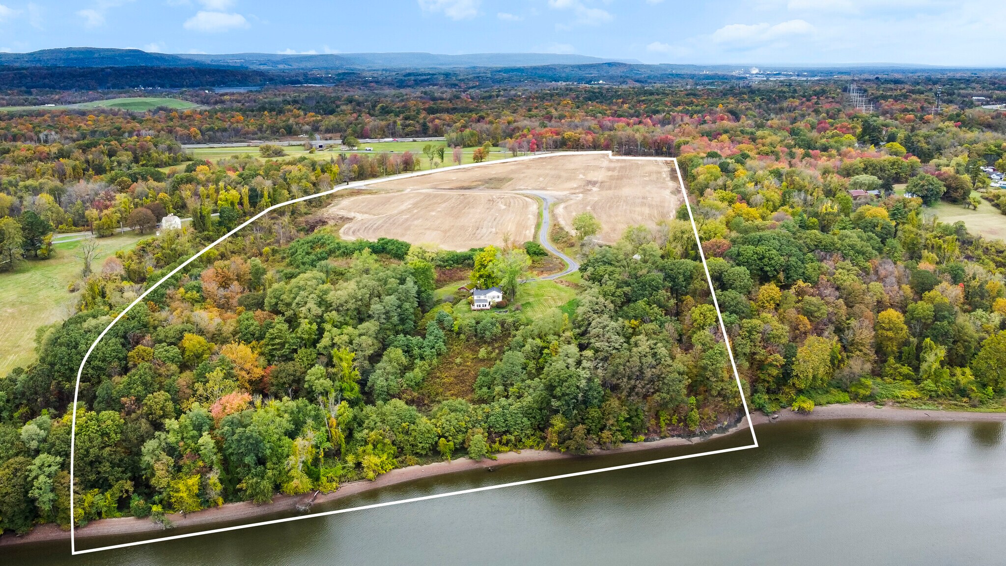 47 Bronk Rd, Selkirk, NY à vendre Photo principale– Image 1 sur 49