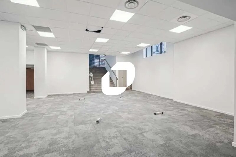 Bureau dans Lyon à louer - Photo de l’immeuble – Image 2 sur 16