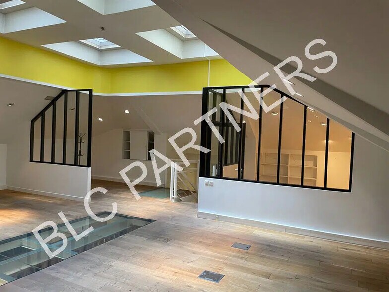 Bureau dans Paris à vendre - Photo intérieure – Image 1 sur 8