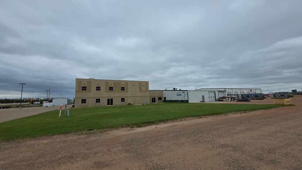 3711 4th Ave NE, Watford City, ND à vendre - Photo de l’immeuble – Image 3 sur 17