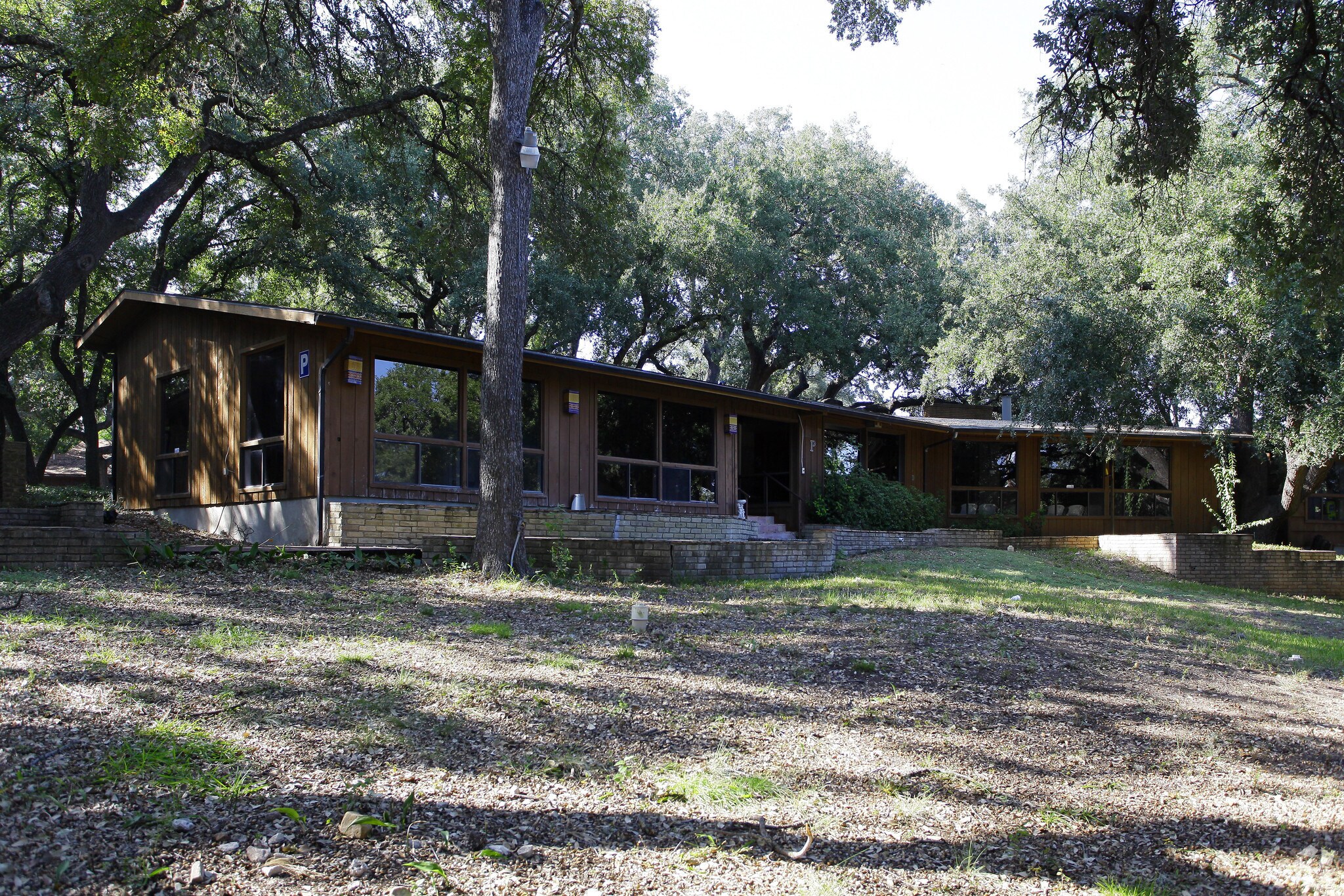 8607 Wurzbach Rd, San Antonio, TX à vendre Photo principale– Image 1 sur 3