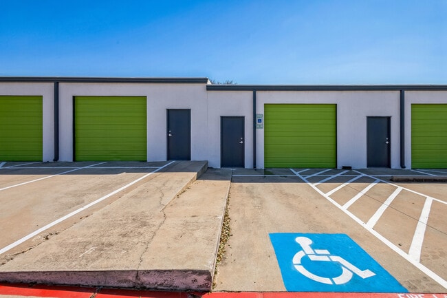 Plus de détails pour 4412-4414 Southwest Blvd, Fort Worth, TX - Industriel/Logistique à louer