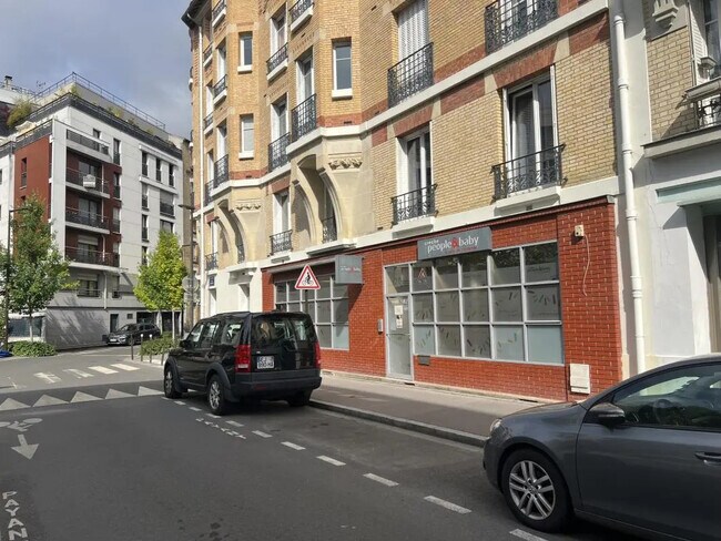 Plus de détails pour 34 Rue Yves Kermen, Boulogne-Billancourt - Logement à vendre