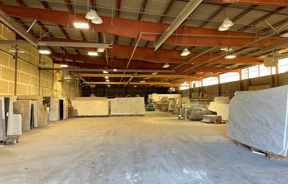 1261 Meriden Rd, Waterbury, CT à louer - Photo intérieure – Image 2 sur 3