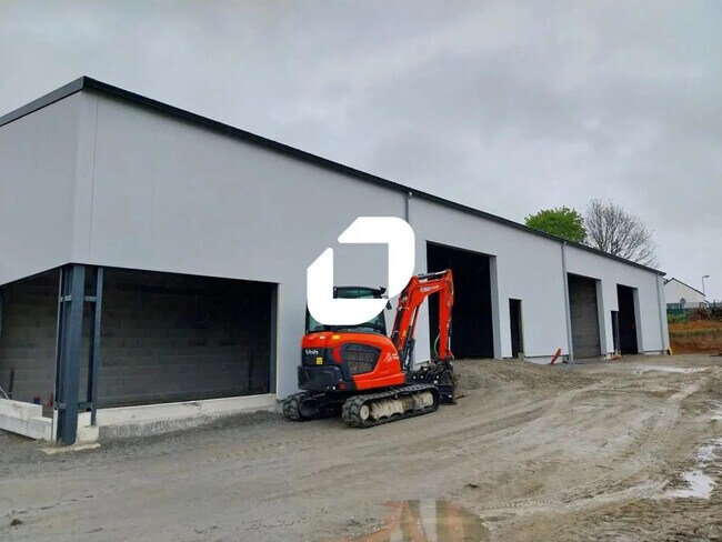 Plus de détails pour Local d’activités à vendre