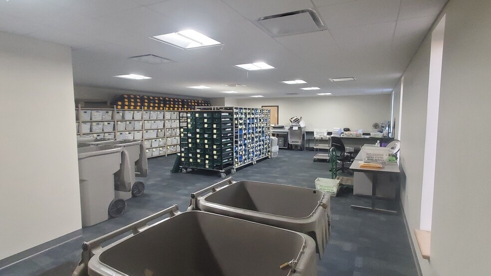 2421 Production Dr, Indianapolis, IN à louer - Photo intérieure – Image 2 sur 5