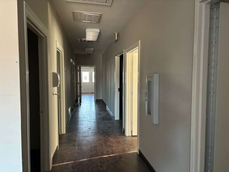 649 Alsbury Blvd, Burleson, TX à louer - Photo intérieure – Image 2 sur 20