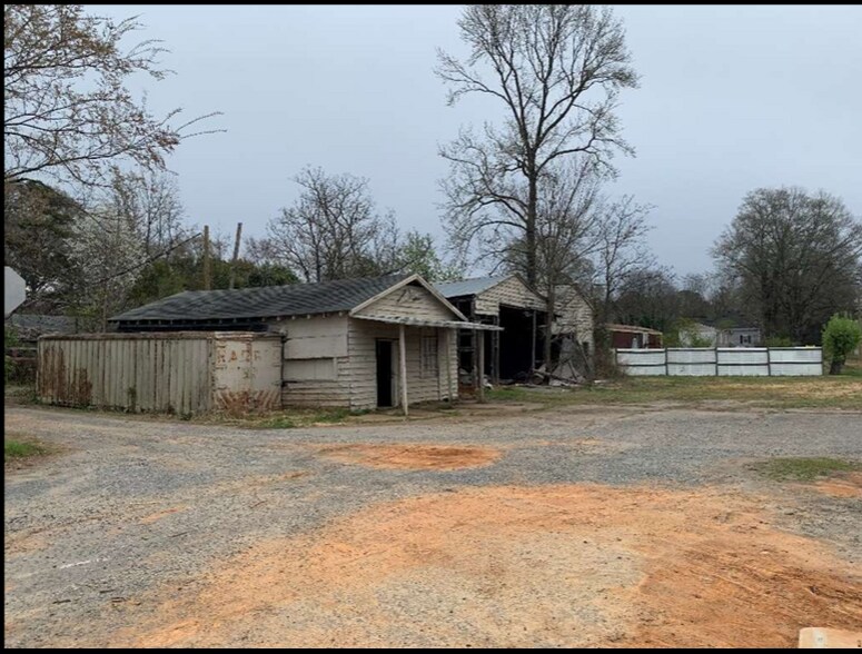 3029-3037 Lesslie Hwy portefeuille de 2 biens à vendre sur LoopNet.fr - Photo de l’immeuble – Image 3 sur 4