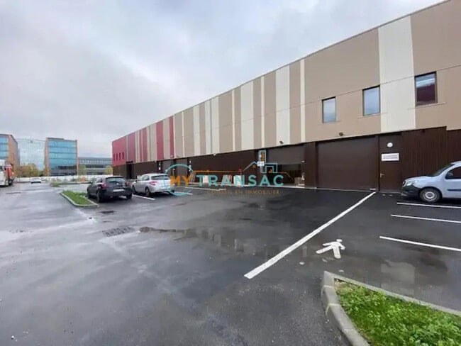 Plus de détails pour Local d’activités à vendre