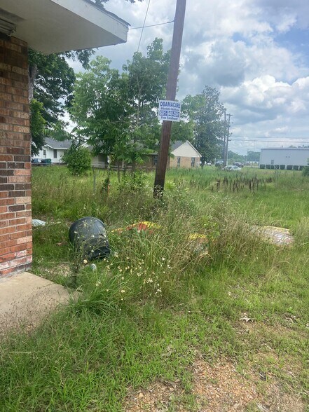 814 W Peace St, Canton, MS à vendre - Photo de l’immeuble – Image 2 sur 21