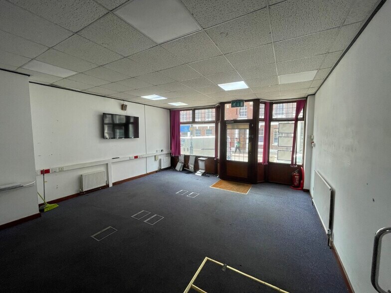 11 Mill St, Maidstone à louer - Photo de l’immeuble – Image 2 sur 4