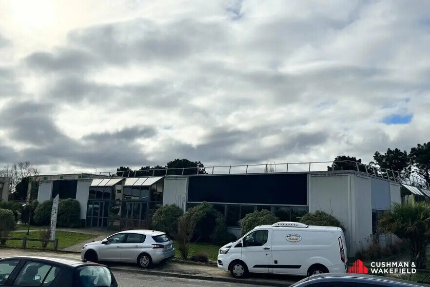 Bureau dans Mérignac à louer - Photo de l’immeuble – Image 3 sur 12