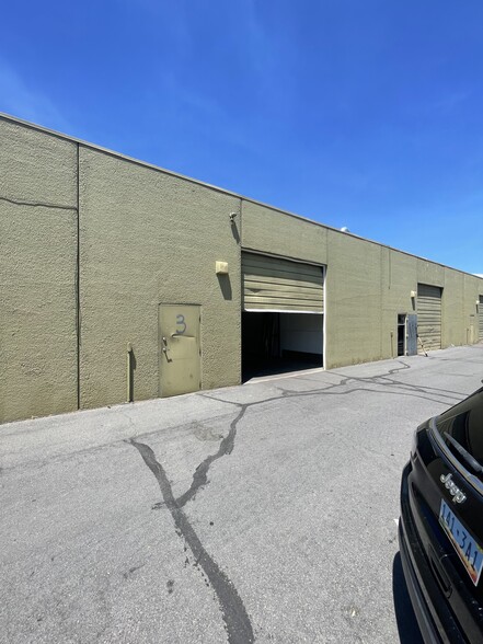 650 S Rock Blvd, Reno, NV à louer - Photo de l’immeuble – Image 2 sur 9