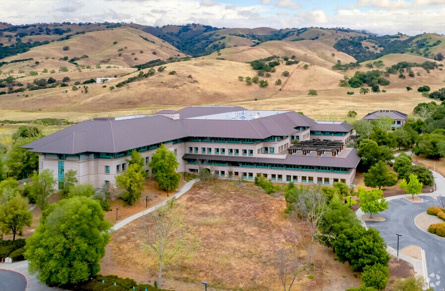 3403 Yerba Buena Rd, San Jose, CA à vendre - Photo principale – Image 1 sur 18