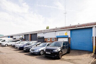 Plus de détails pour Betam Rd, Hayes - Industriel/Logistique à louer