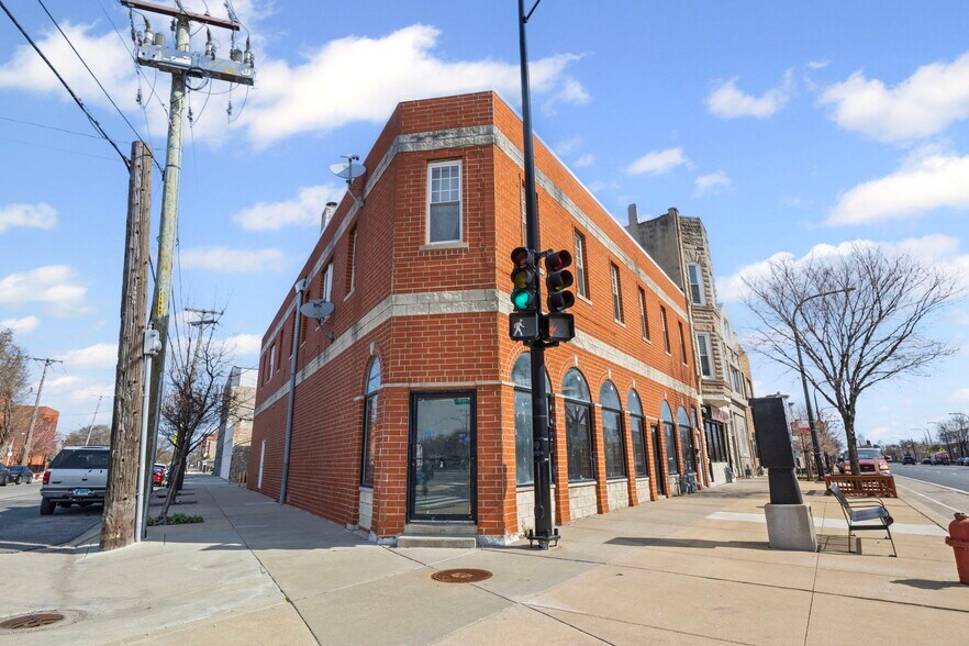 2514-2516 S Blue Island Ave, Chicago, IL à louer - Photo de l’immeuble – Image 2 sur 24