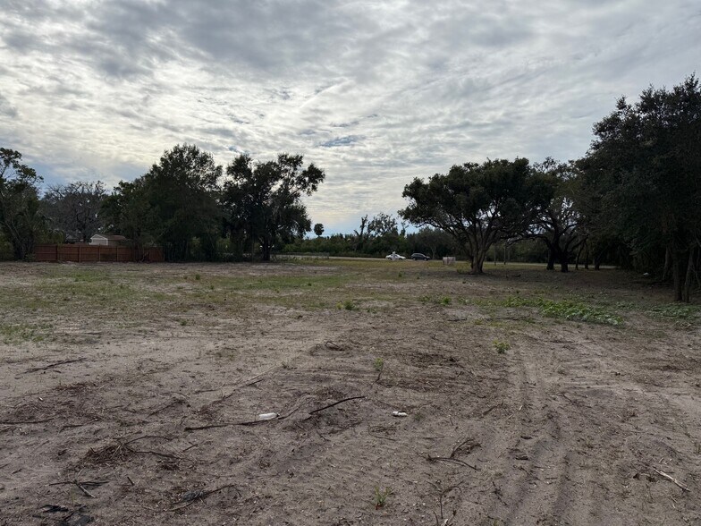 7108-7110 Little Rd, New Port Richey, FL à vendre - Photo de l’immeuble – Image 3 sur 4