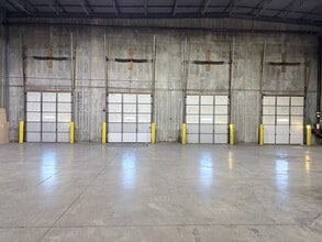 22000 Industrial Blvd, Rogers, MN à louer Photo intérieure– Image 2 sur 6