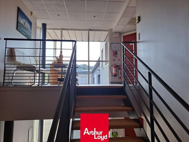 Local d'activités dans Trévoux à vendre - Photo intérieure – Image 3 sur 7