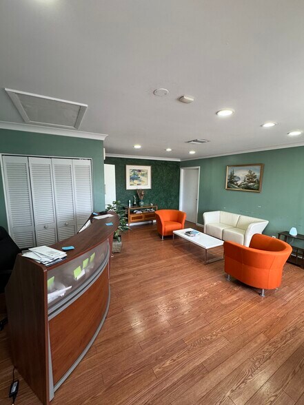 602 W Lantana Rd, Lake Worth, FL à louer - Photo intérieure – Image 2 sur 8