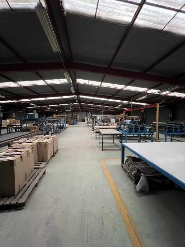 Plus de détails pour Industriel/Logistique à vendre