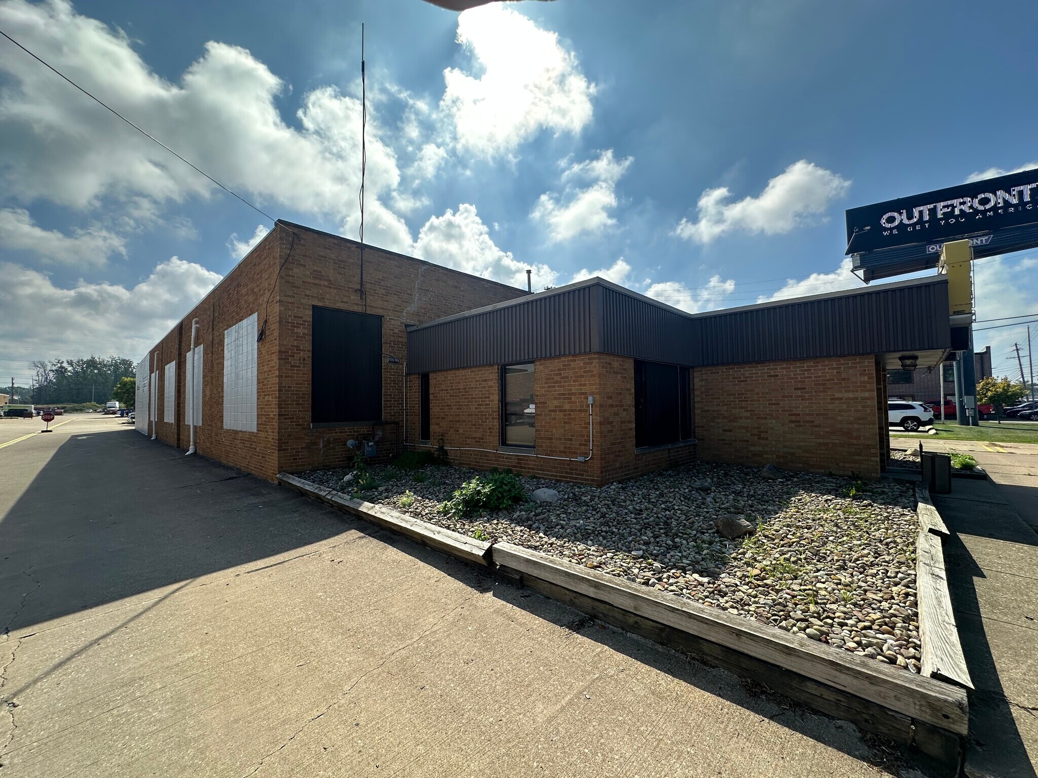 30030-30040 Lakeland Blvd, Wickliffe, OH à louer Photo principale– Image 1 sur 9