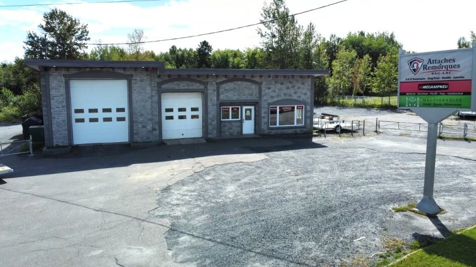 3181 Av Du Pont N, Alma, QC à vendre Photo principale– Image 1 sur 2