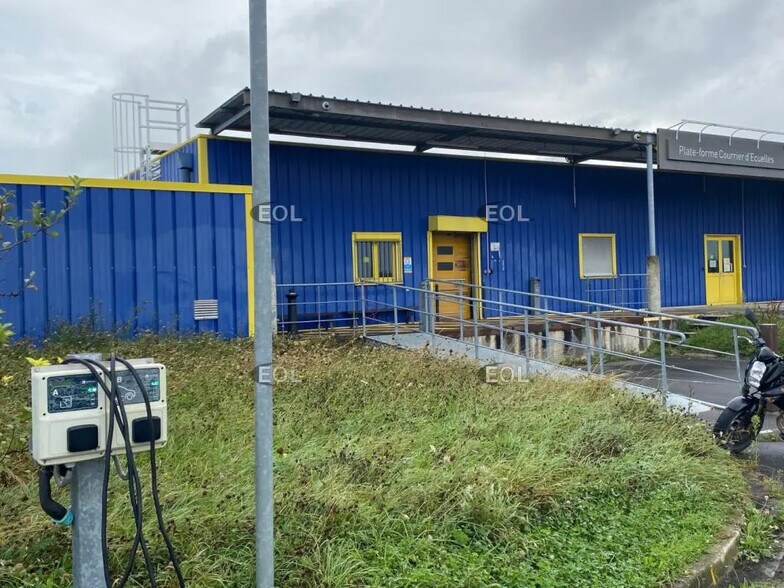 Local d'activités dans Moret-Loing-et-Orvanne à vendre - Photo de l’immeuble – Image 2 sur 14