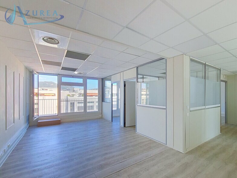 Bureau dans Nice à louer - Photo intérieure – Image 2 sur 9