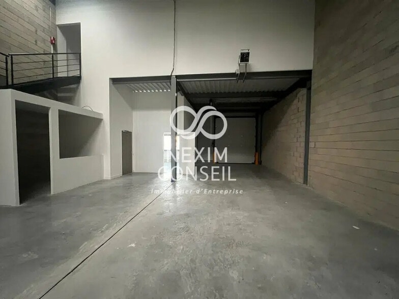 17 Rue Henri Becquerel, Aulnay-sous-Bois à louer - Photo de l’immeuble – Image 2 sur 3