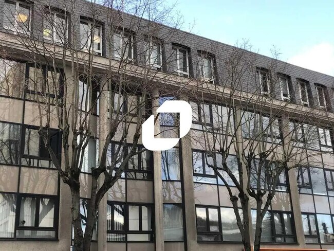 Plus de détails pour Bureau à vendre