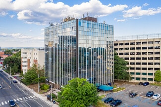 Plus de détails pour 100 Retreat Ave, Hartford, CT - Bureau à vendre