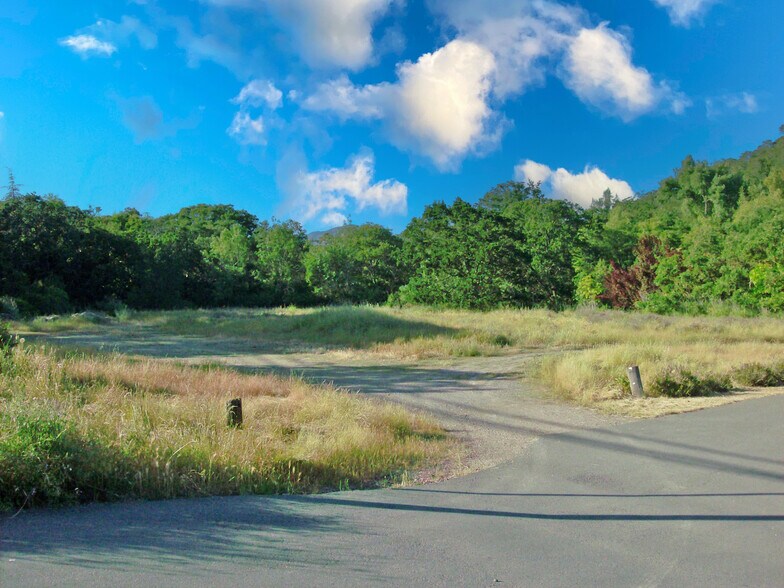 Jack London Village, Glen Ellen portefeuille de 2 biens à vendre sur LoopNet.fr - Photo de l’immeuble – Image 2 sur 11
