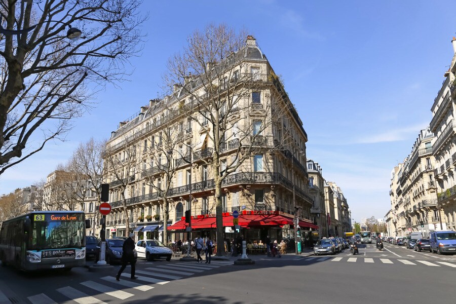 Local commercial dans Paris à louer Photo de l’immeuble– Image 1 sur 2