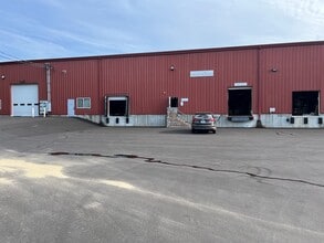 160 Presumpscot St, Portland, ME à louer Photo intérieure– Image 1 sur 7