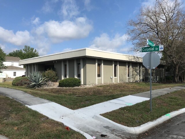 1703 W Colonial Dr, Orlando, FL à louer - Photo de l’immeuble – Image 1 sur 14