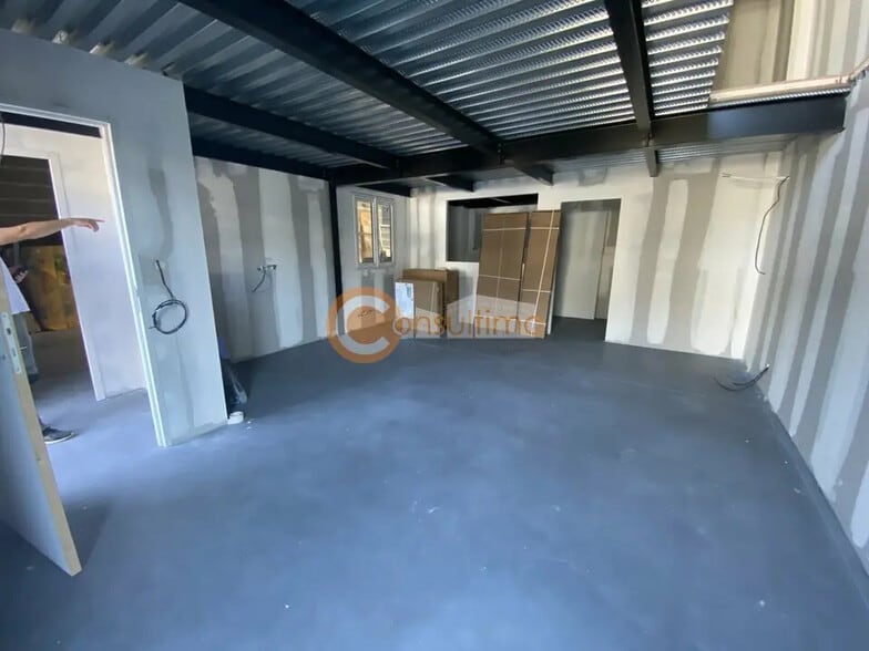 Bureau dans Ayguemorte-les-Graves à louer - Photo de l’immeuble – Image 3 sur 9
