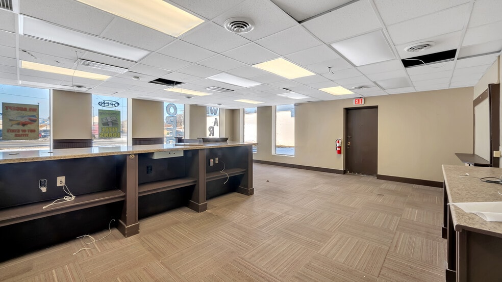 3751 W 79th St, Chicago, IL à louer - Photo de l’immeuble – Image 3 sur 13