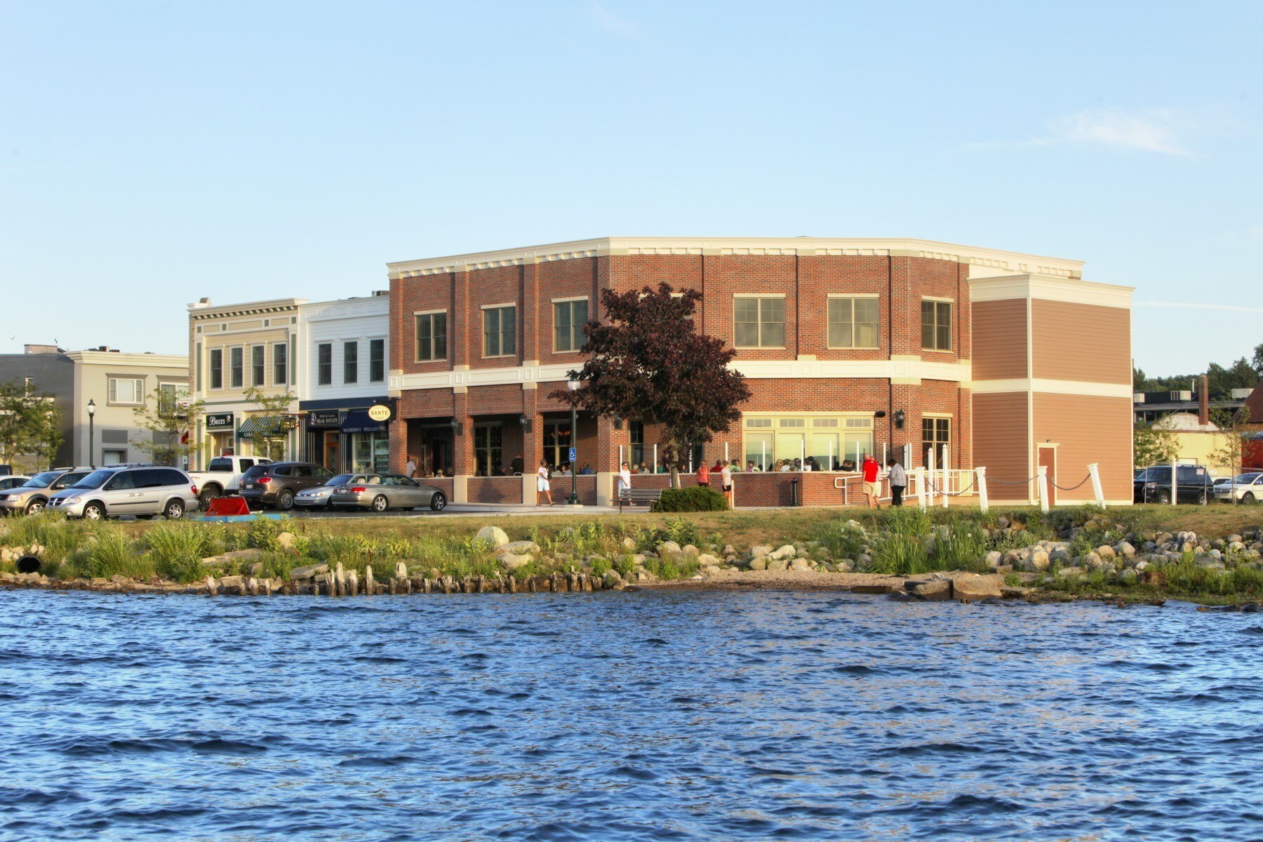1 Water St, Boyne City, MI à louer Photo principale– Image 1 sur 7