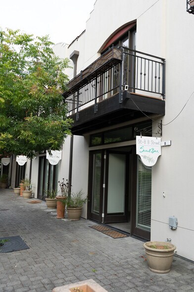 514-516 B St, Santa Rosa, CA à louer - Photo de l’immeuble – Image 2 sur 23