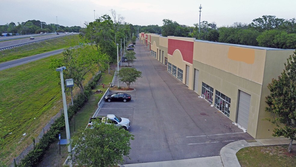 7060 103rd St, Jacksonville, FL à louer - Photo de l’immeuble – Image 3 sur 5