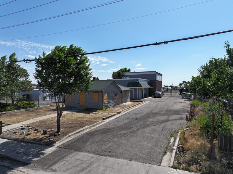 6838 Lowell Blvd, Denver, CO à vendre - Photo de l’immeuble – Image 1 sur 36