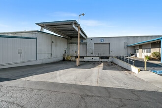 3230 Riverside Ave, Paso Robles, CA à louer Photo intérieure– Image 2 sur 34